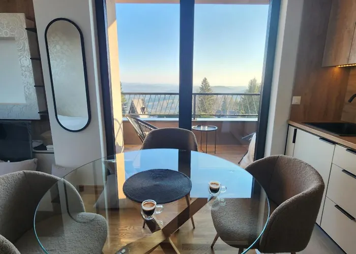 Vistora Lux 아파트 *